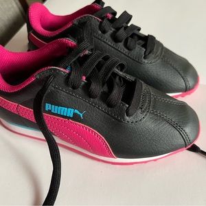 Girls puma shoes